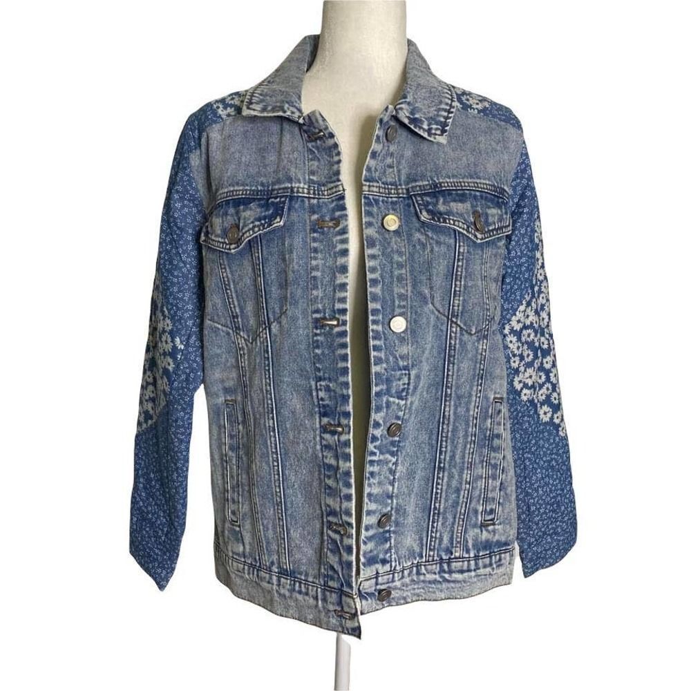 𝅺avec Les Filles Jean Jacket Quilted Denim Floral‎ Size M NEW